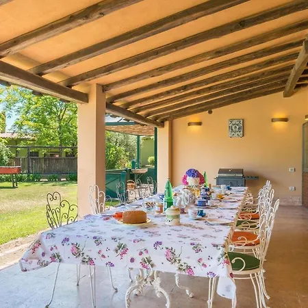 Villa Montepietraia E San Martino 18, Emma Sutri