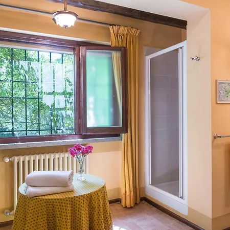 Villa Montepietraia E San Martino 18, Emma